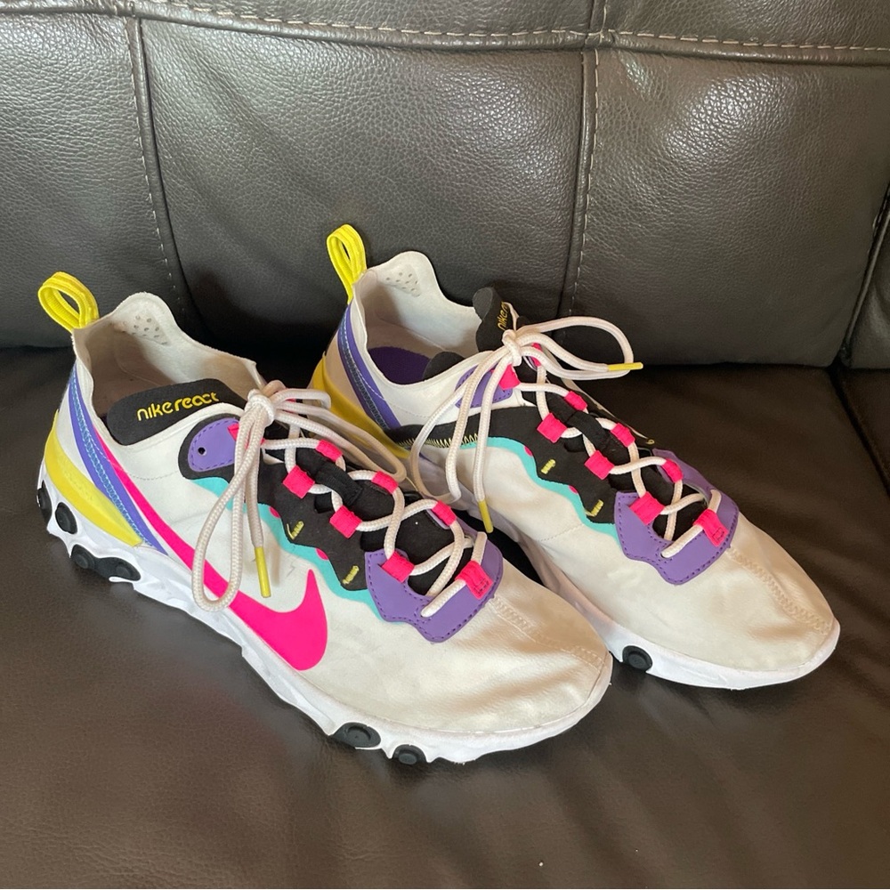 Nike React Element 55 Hyper Pink Women’s Size 8.5 Shoes